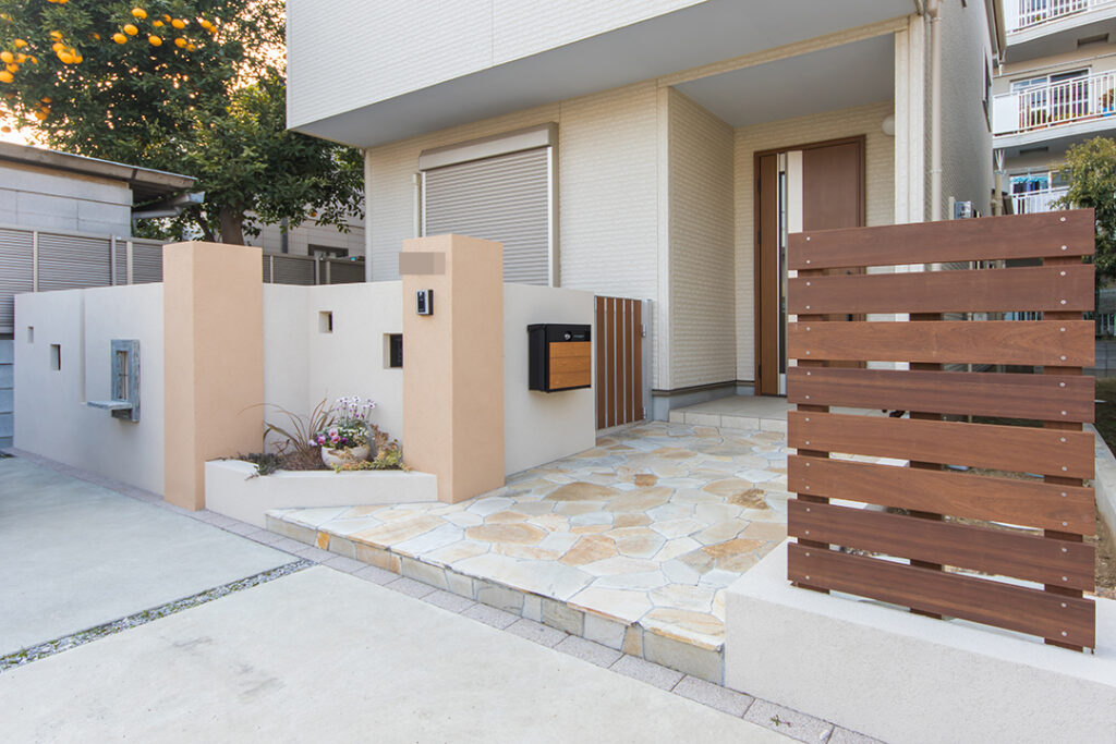 乱形石アプローチ施工事例