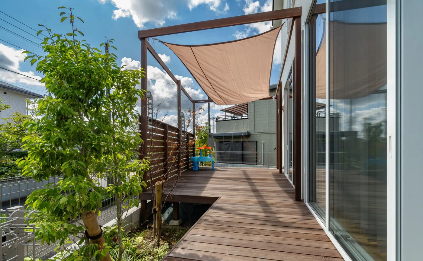 ウッドデッキ施工事例