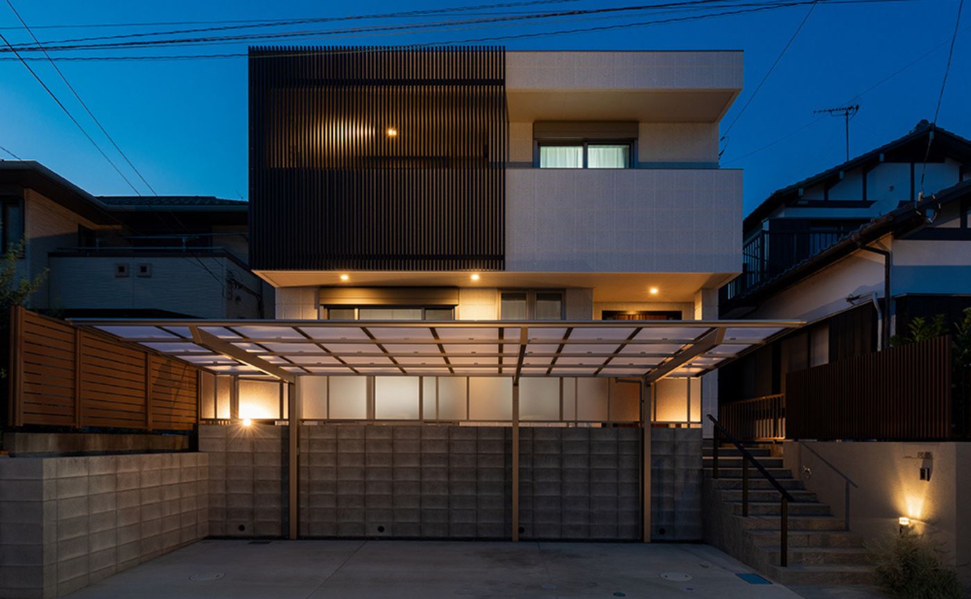 セミクローズ外構