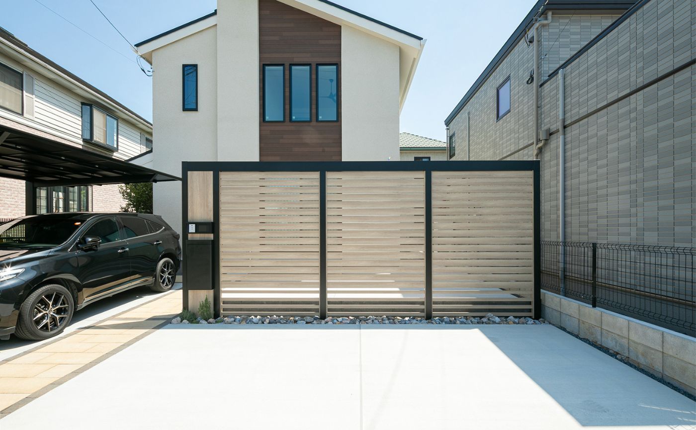 セミクローズ外構