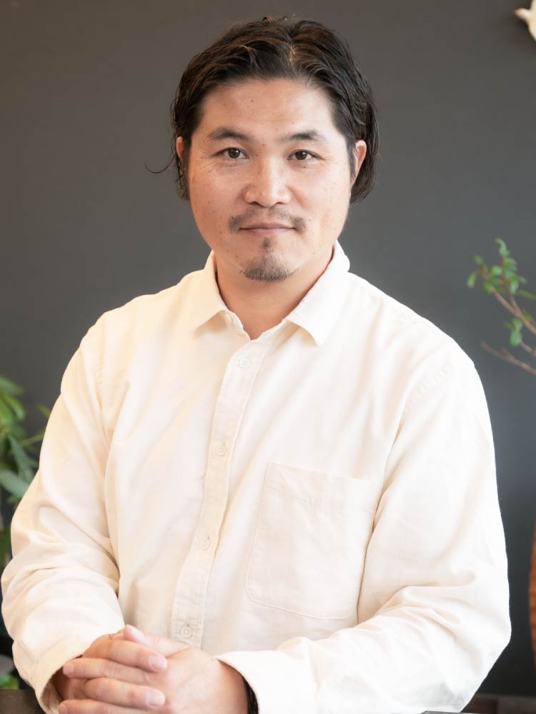 N.Suzuki