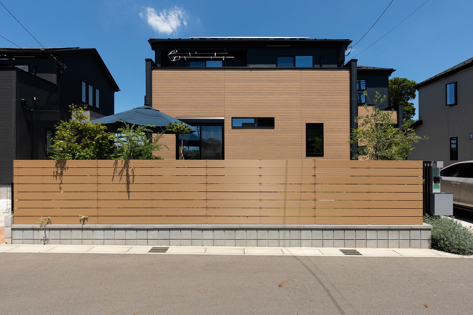 自然に囲まれるリゾートガーデン メイン画像